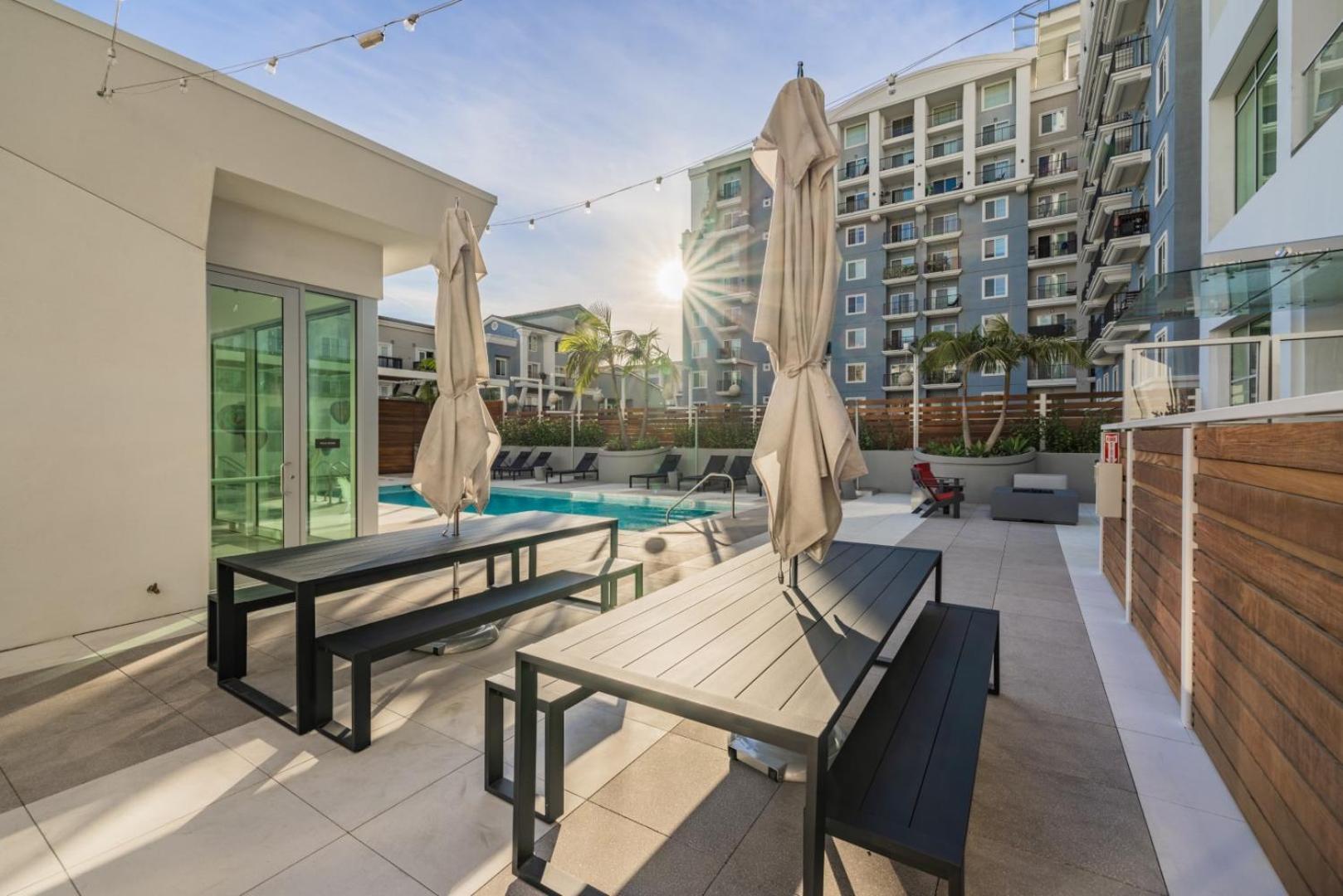 @ Marbella Lane - Luxurious 3Br Penthouse Apartment Long Beach Exterior photo