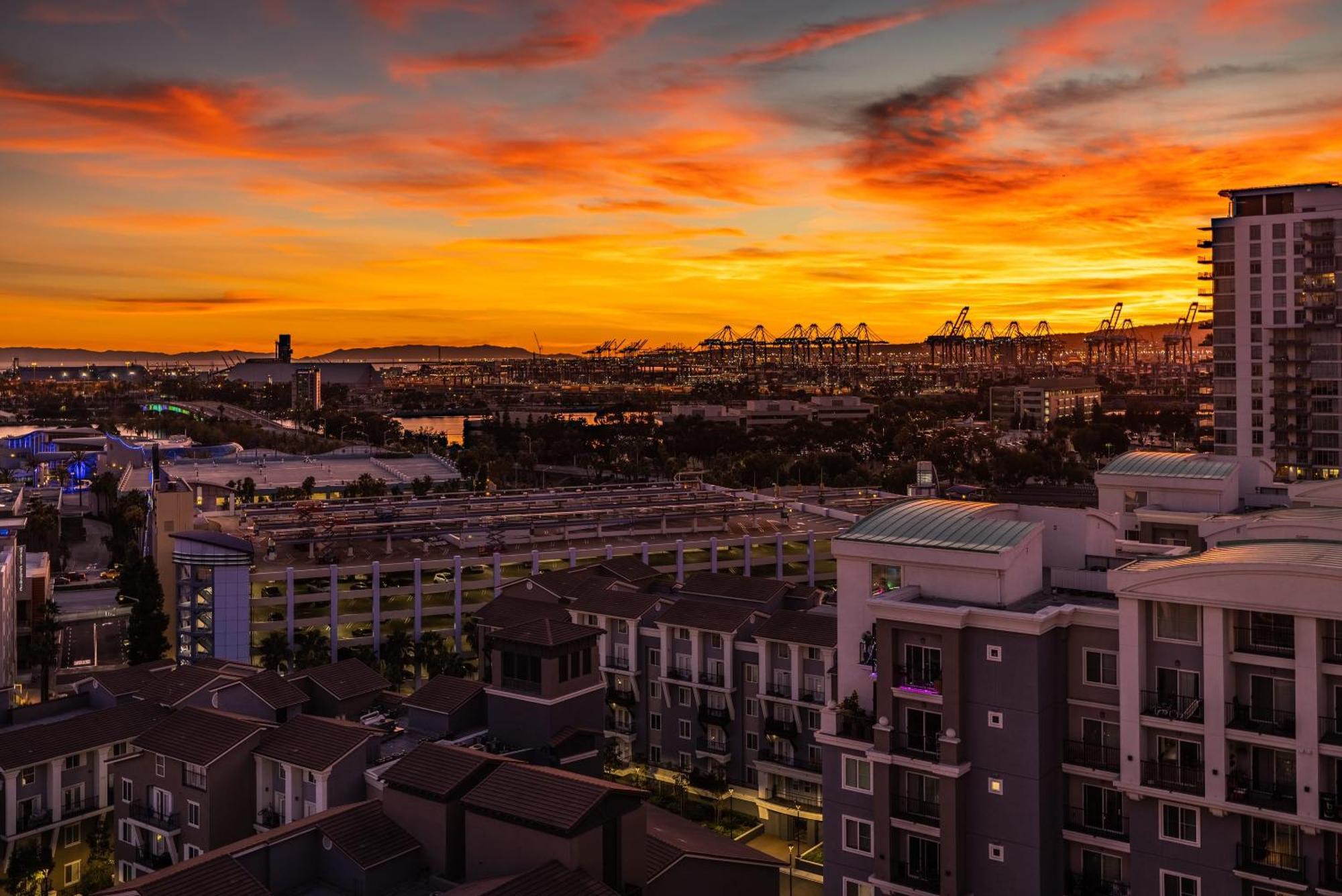 @ Marbella Lane - Luxurious 3Br Penthouse Apartment Long Beach Exterior photo